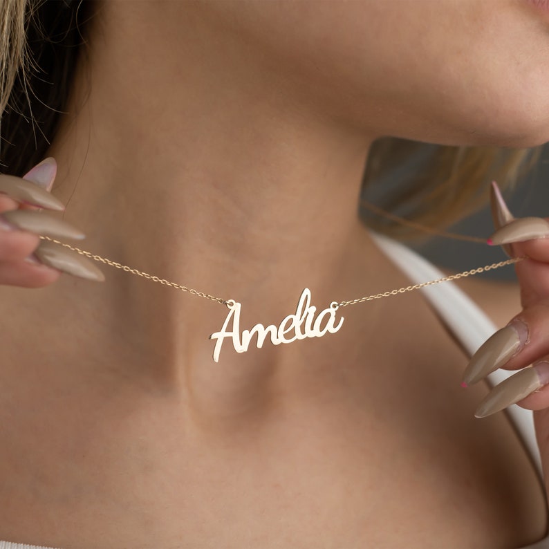 Customizable Name Necklace N006