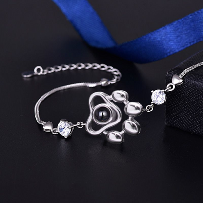 Sparkling Paw Shape Projection Bracelet