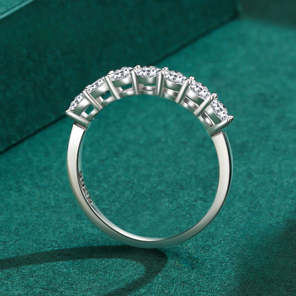 Luminara Ring