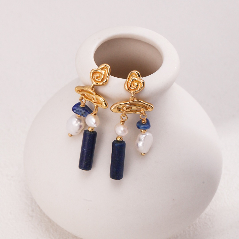 Aella Lapis Lazuli Earring