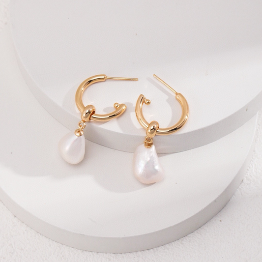 Odessa Baroque Pearl Earring