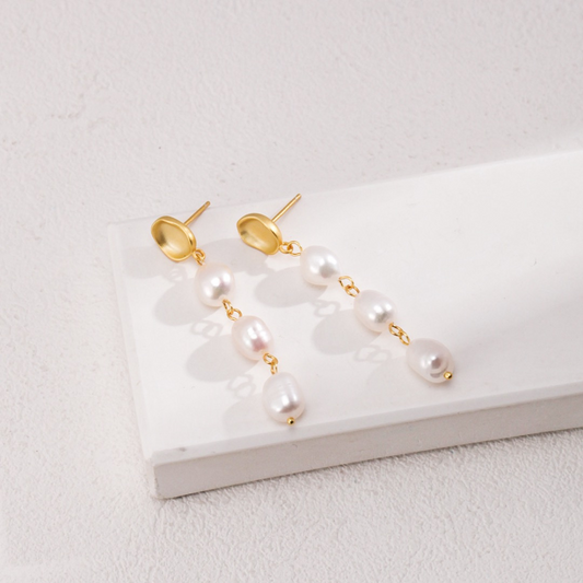 Baroque Pearl Drop Earring