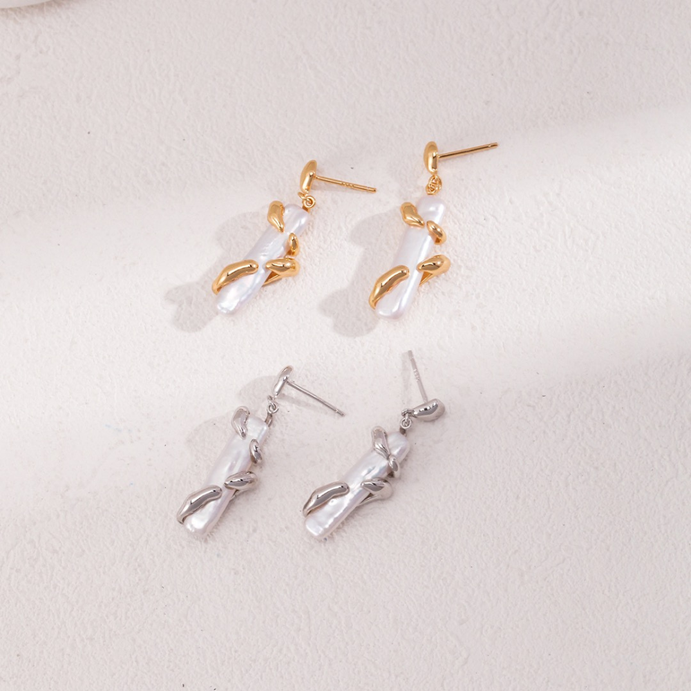 Bianca Pearl Drop Earring