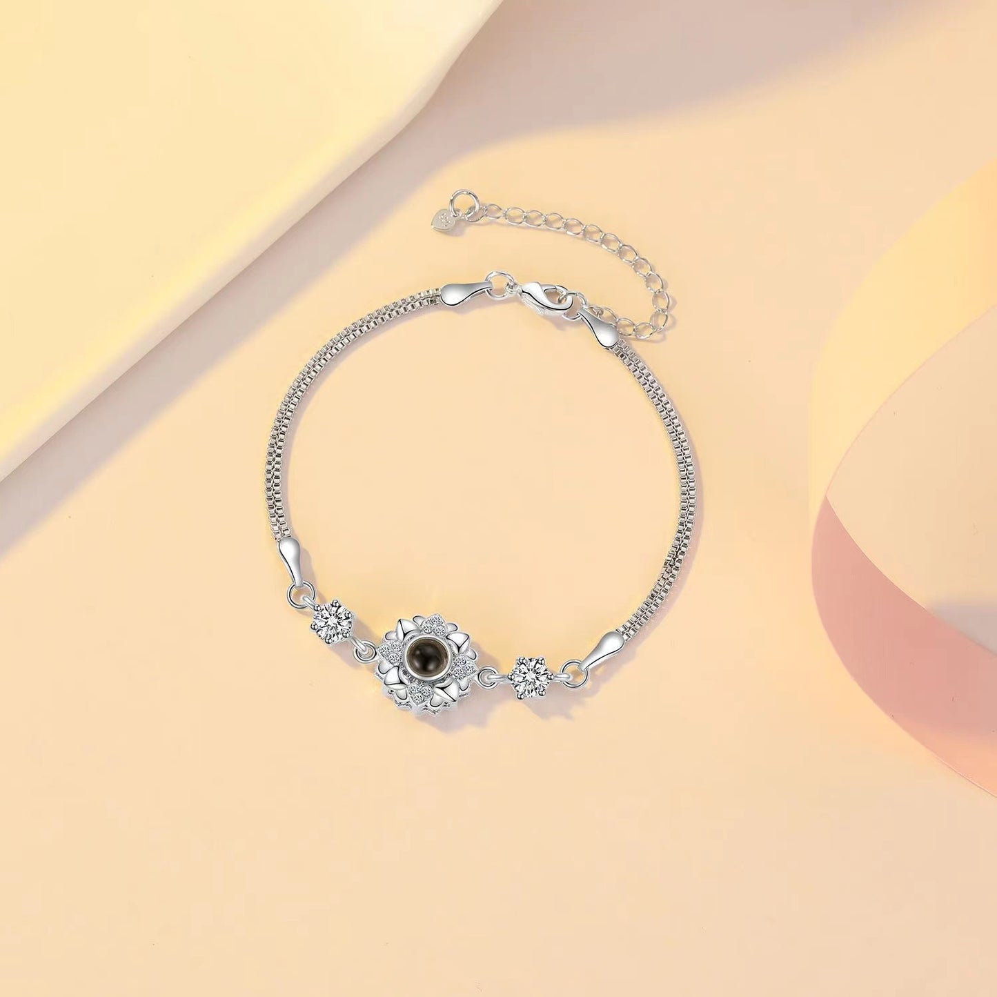 Sparkling Sunflower Projection Bracelet P006