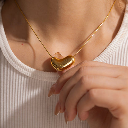 18K Gold Essence Minimalist Heart Necklace