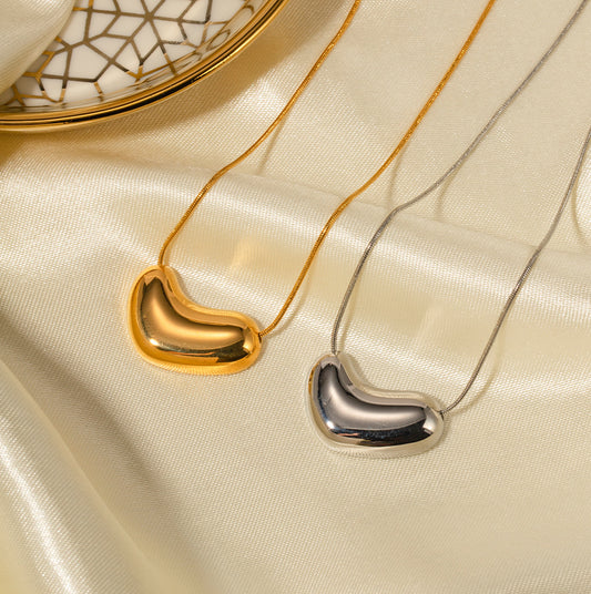 18K Gold Essence Minimalist Heart Necklace