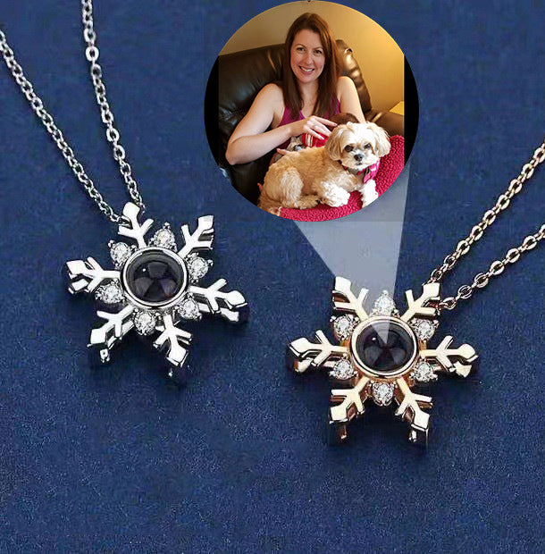 Timeless Prezzie Snowflake Projection Necklace P012